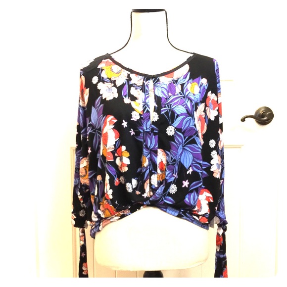 NWT XS Free People tie sleeve floral top - Picture 1 of 6